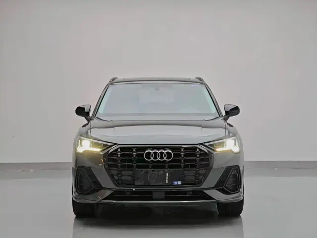Audi Q3 — Фото автомобиля 2