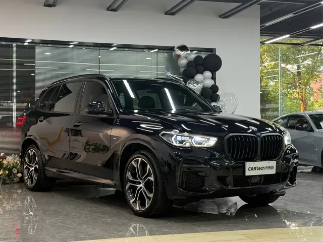 BMW X5 — Фото автомобиля 3