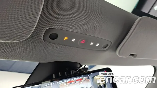 Tesla Model 3 — Фото автомобиля 12