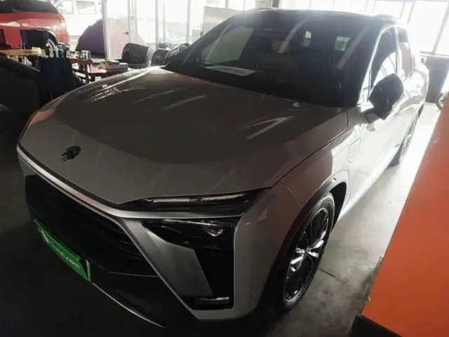 Фотография автомобиля — Nio ES8