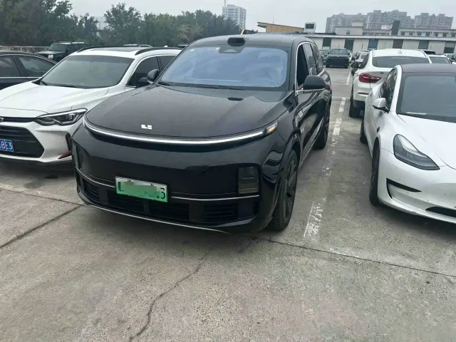 Фотография автомобиля — Li Auto L9