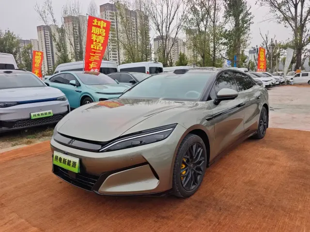 BYD Han L 2025 EV 701KM LiDAR Premium — Фото автомобиля 3