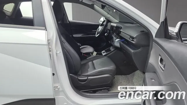Hyundai Kona SX2 — Фото автомобиля 11
