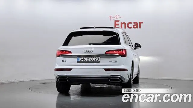 Audi Q5 FY — Фото автомобиля 4