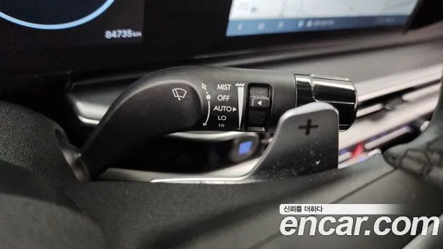 Hyundai Grandeur Grandeur (GN7) 2.5 Бензин 2WD — Фото автомобиля 18