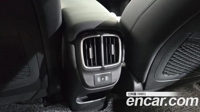 Hyundai Ioniq 6 — Фото автомобиля 28