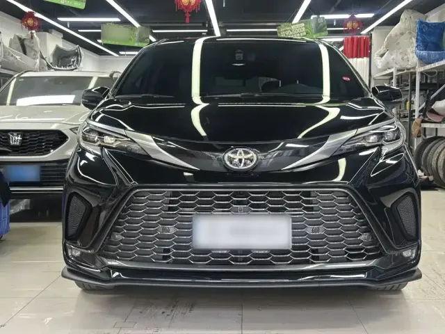 Toyota Granvia — Фото автомобиля 18