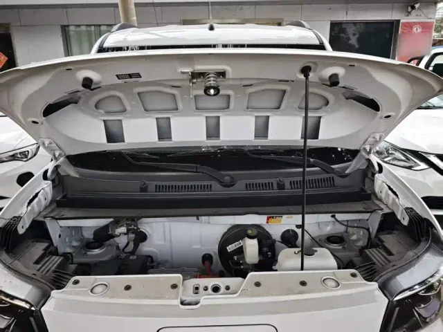 Wuling Zhiguang NEV — Фото автомобиля 19