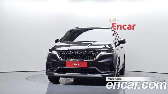 Kia Canival — Фото автомобиля 3