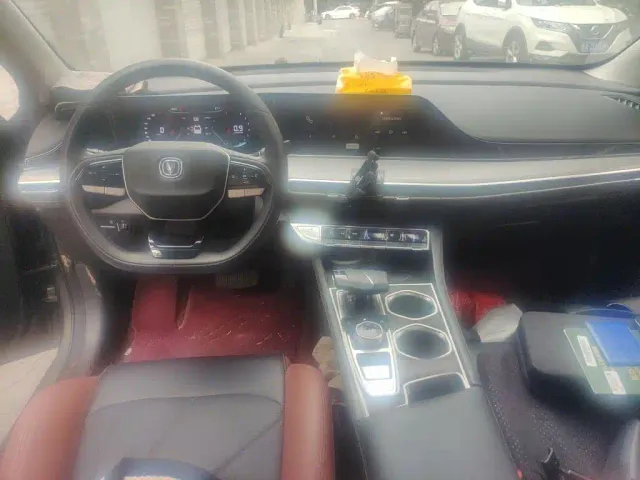 Changan Eado — Фото автомобиля 5