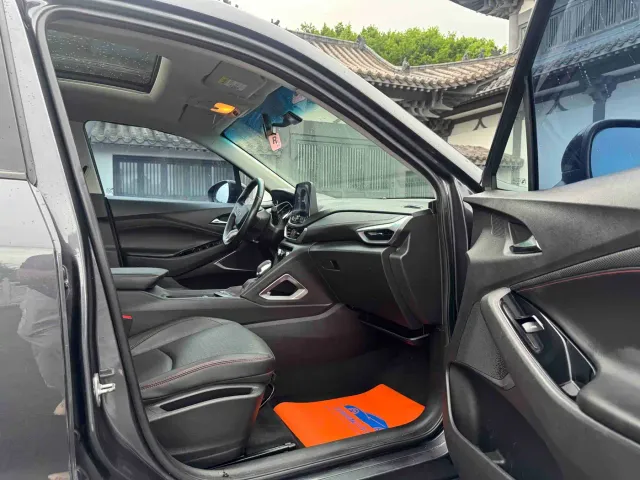 Chevrolet Orlando — Фото автомобиля 10