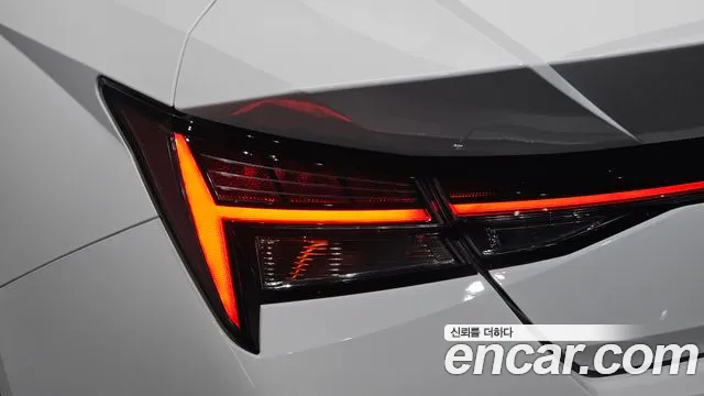 Hyundai AVANTE Inspiration — Фото автомобиля 23