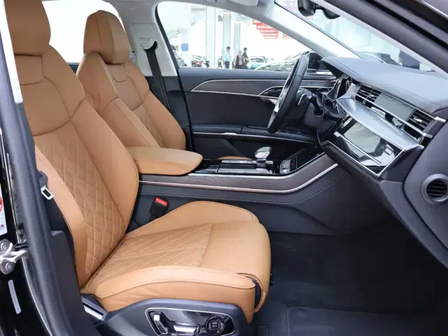 Audi A8 — Фото автомобиля 21