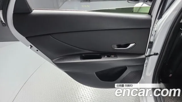 Hyundai AVANTE Avante (CN7) — Фото автомобиля 25
