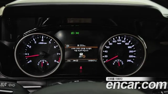 Kia Carnival 4th Gen — Фото автомобиля 11