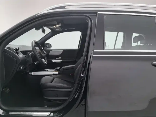 Mercedes-Benz GLB-Class — Фото автомобиля 10