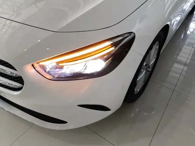 Mercedes-Benz B-Class — Фото автомобиля 23