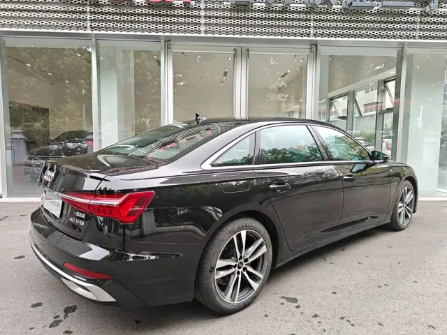 Audi A6L — Фото автомобиля 17