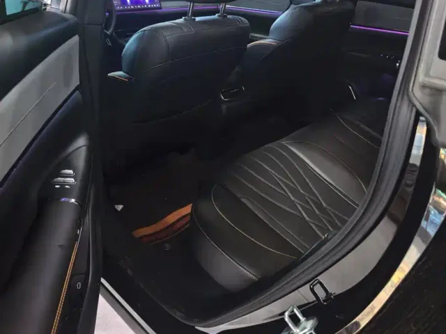 Changan Qiyuan Q07 — Фото автомобиля 11