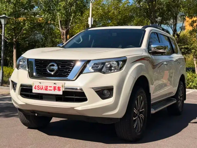 Фотография автомобиля — Nissan Terra
