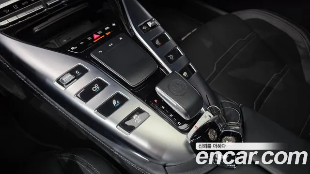 Mercedes-Benz AMG GT 4 двери 43 4MATIC+ — Фото автомобиля 9