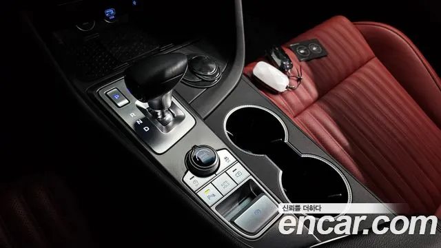Genesis G70 New — Фото автомобиля 12