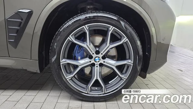 BMW X5 — Фото автомобиля 6