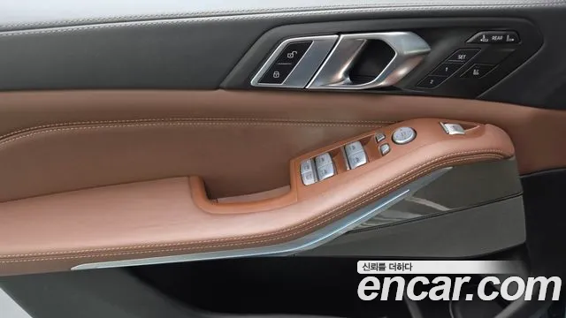 BMW X7 — Фото автомобиля 22