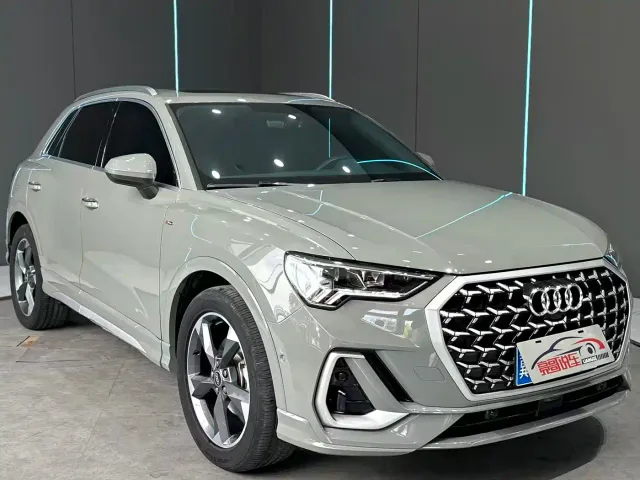 Audi Q3 — Фото автомобиля 3
