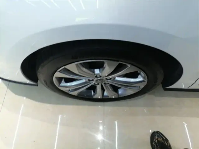 Toyota Sienna — Фото автомобиля 22
