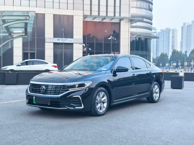 Фотография автомобиля — Volkswagen Passat