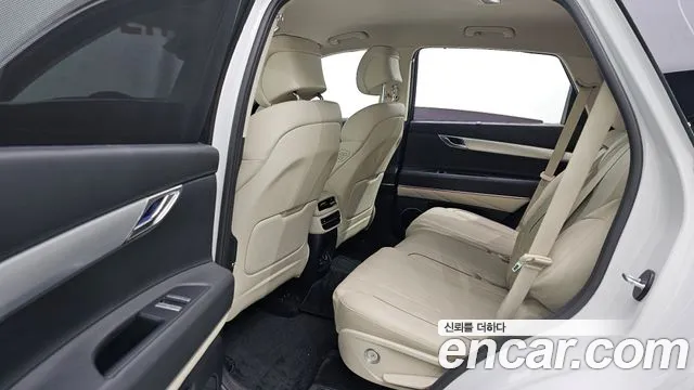 Genesis GV80 — Фото автомобиля 18