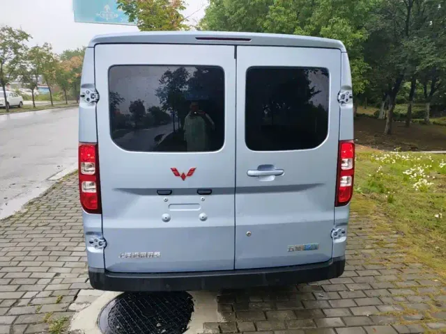 Wuling Yangguang — Фото автомобиля 5