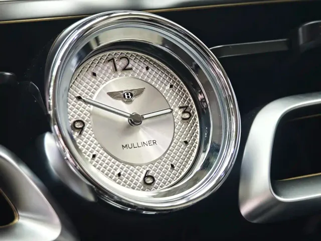 Bentley Flying Spur — Фото автомобиля 10