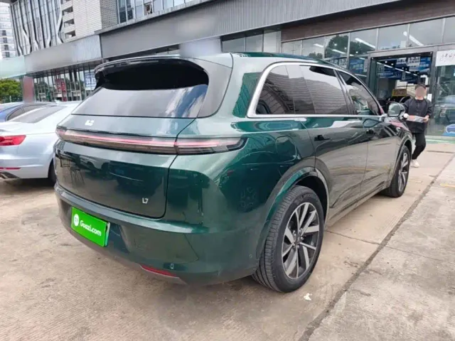 Li Auto L7 — Фото автомобиля 6