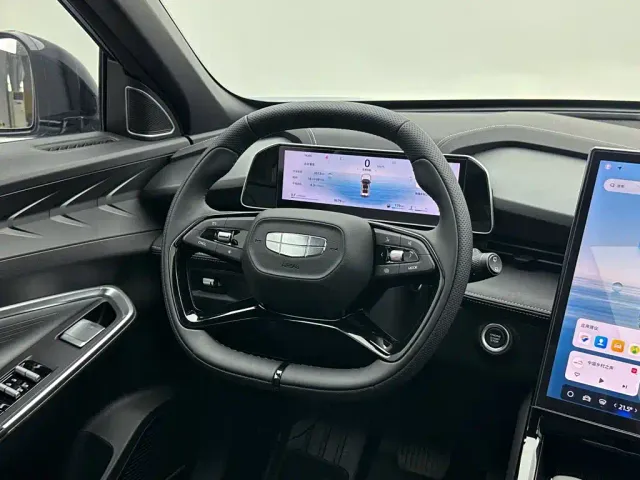 Geely Boyue — Фото автомобиля 21
