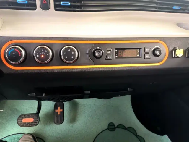 Wuling Hongguang Mini EV — Фото автомобиля 12