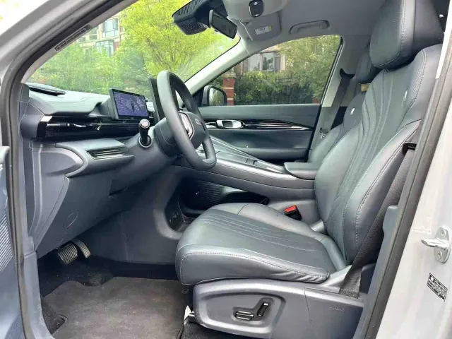 Geely Galaxy E5 — Фото автомобиля 4