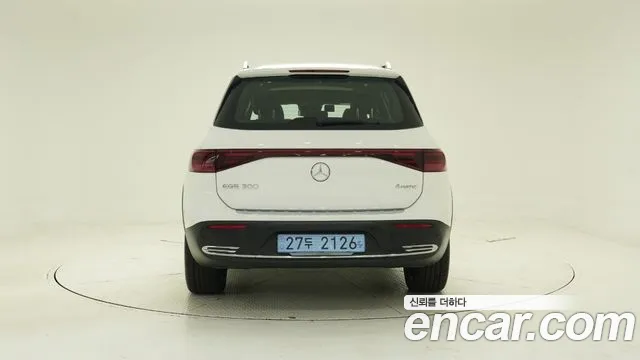 Mercedes-Benz EQB — Фото автомобиля 4