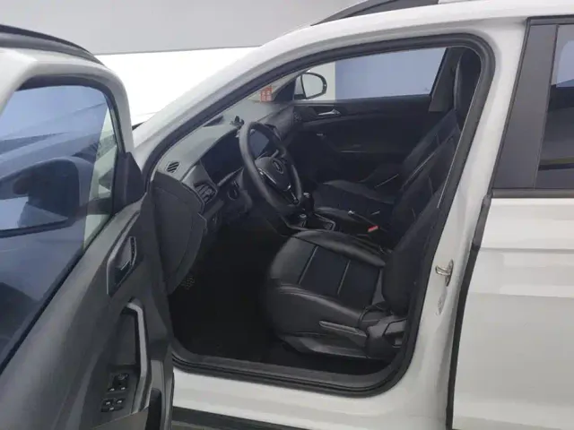 Volkswagen T-Cross — Фото автомобиля 9