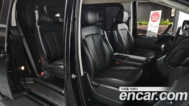 Hyundai Staria — Фото автомобиля 11