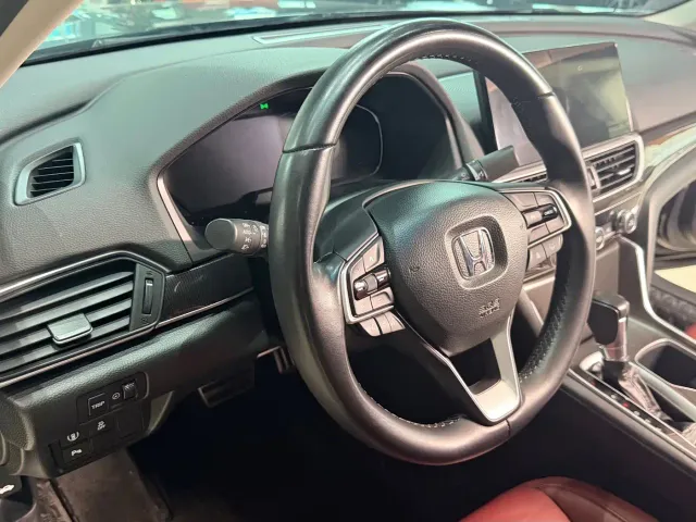 Honda Accord — Фото автомобиля 13