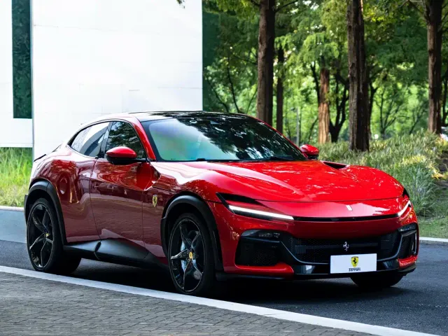 Ferrari Purosangue — Фото автомобиля 3