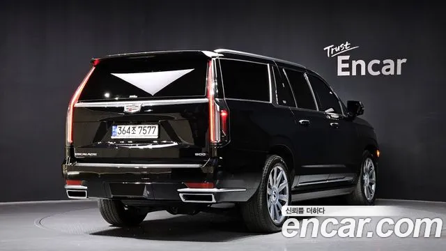 Cadillac Escalade Escalade 5 поколение — Фото автомобиля 2