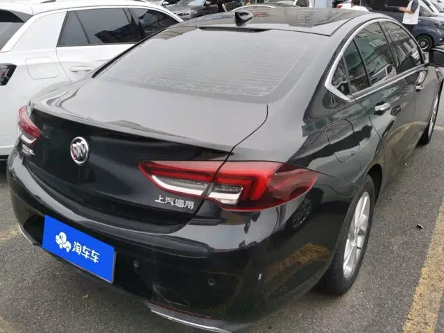 Buick Regal — Фото автомобиля 3
