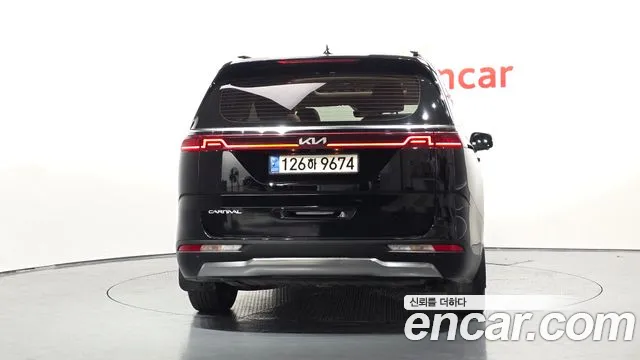 Kia Carnival 4th Gen — Фото автомобиля 4