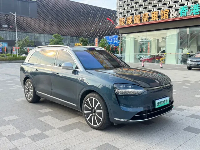 Aito M9 — Фото автомобиля 2