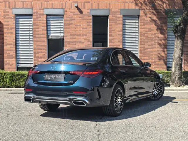 Mercedes-Benz C-Class — Фото автомобиля 3