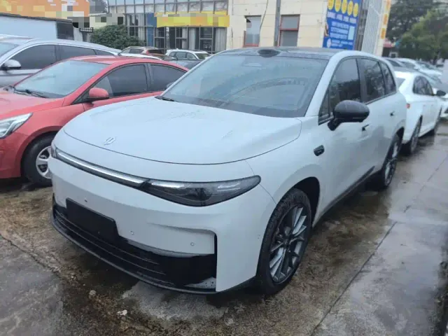 Фотография автомобиля — Leapmotor C10