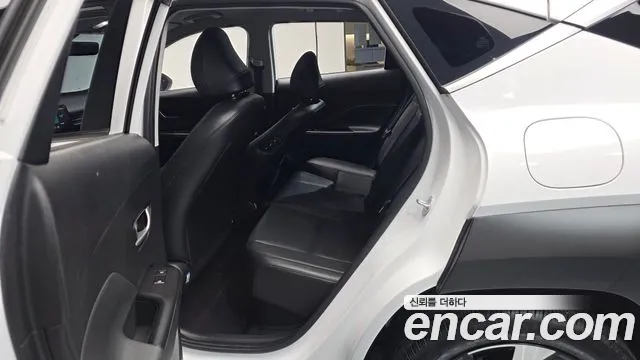 Hyundai Kona — Фото автомобиля 17
